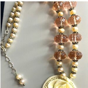 Vintage Japan Pink Pearl Beaded Necklace Carved Rose Pendant 925 Clasp Elegant‎
